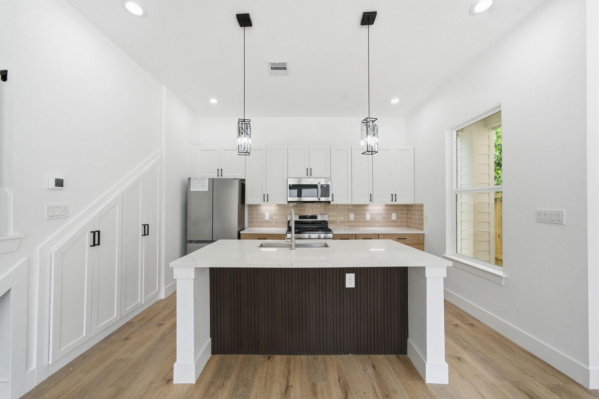 8908 Knoll Leaf Drive, Houston, TX 77080