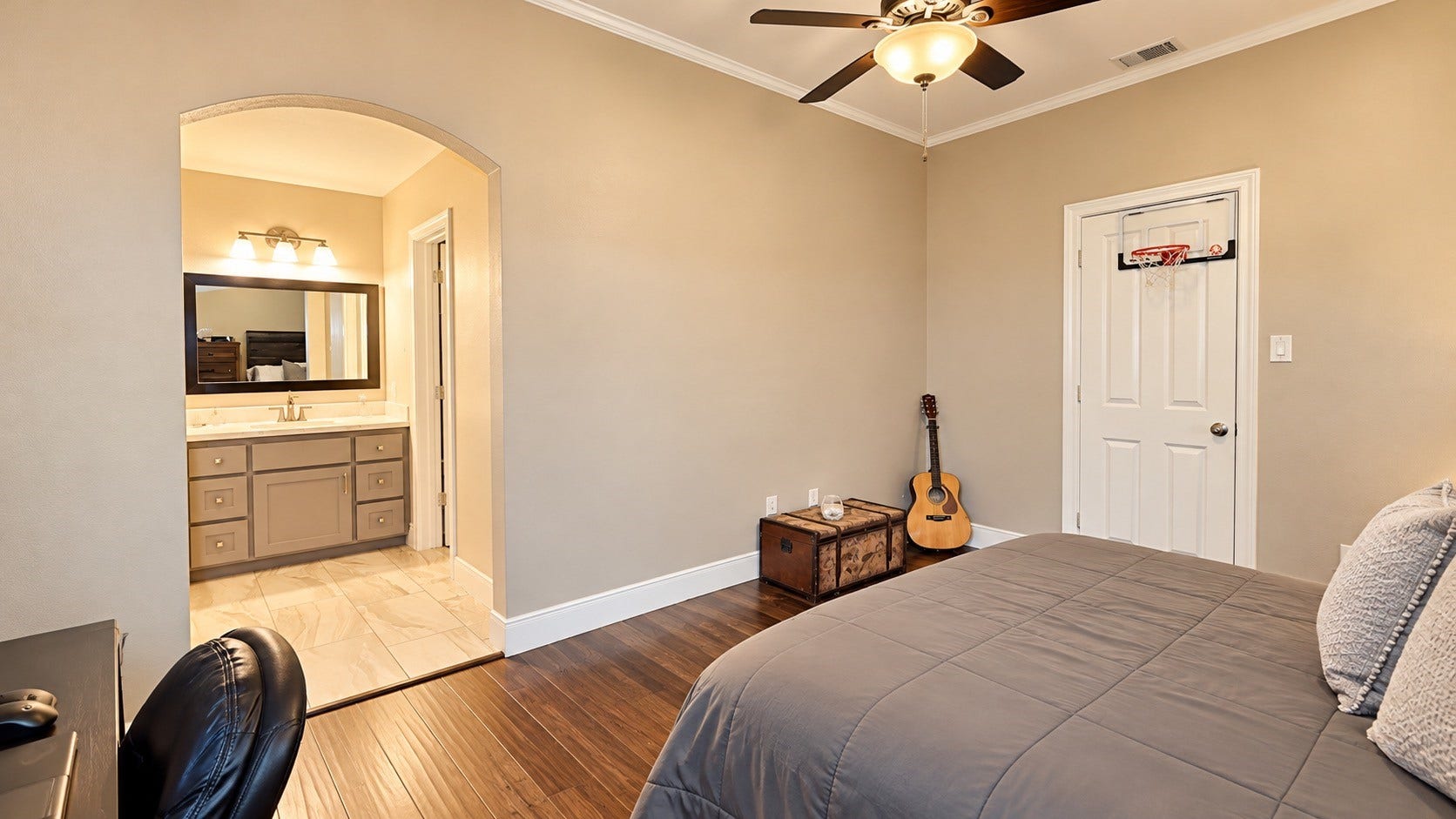 3010 Pecan Way Court, Richmond, TX 77406 3010 Pecan Way Court, Richmond, TX 77406