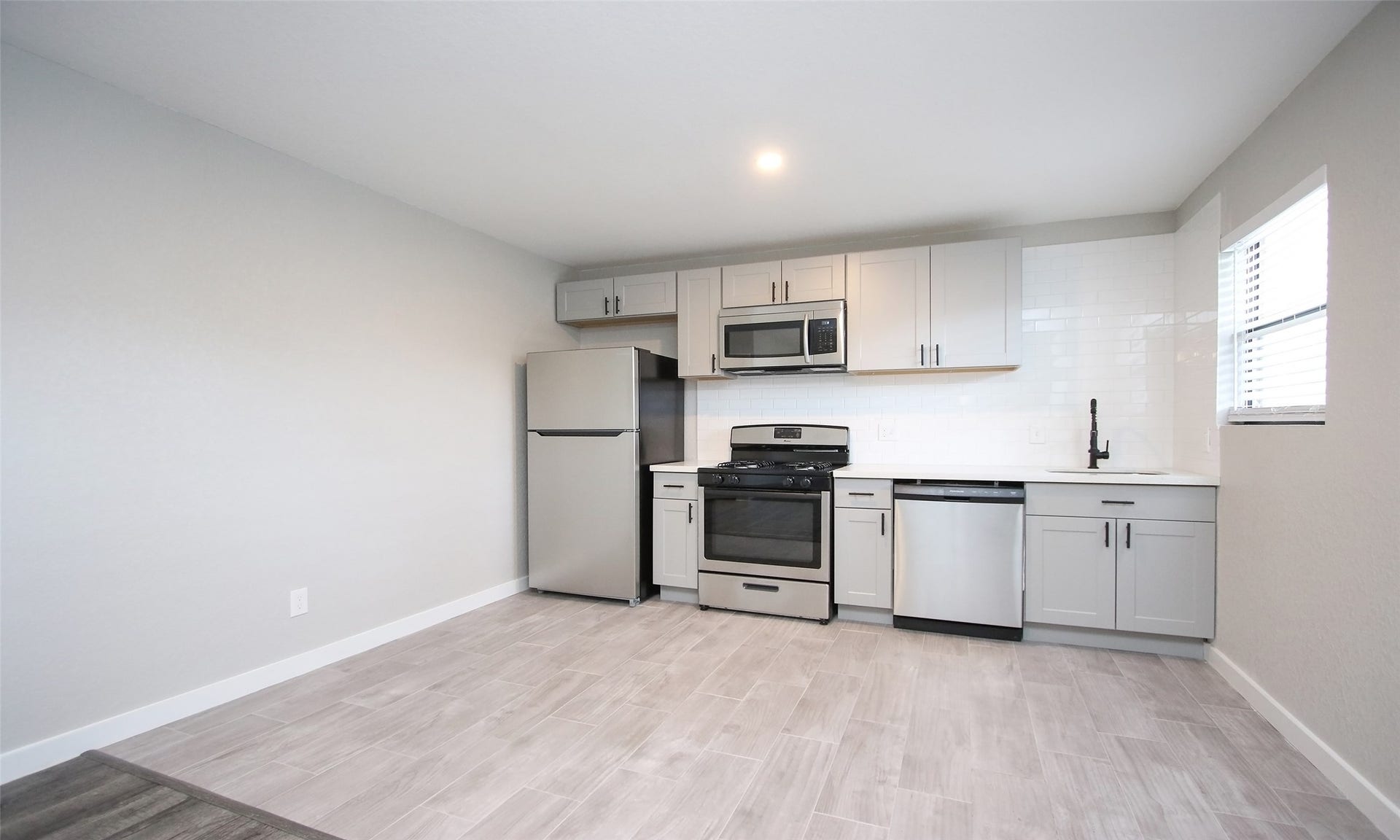 5201 Crawford Street, #3, Houston, TX 77004 5201 Crawford Street, #3, Houston, TX 77004