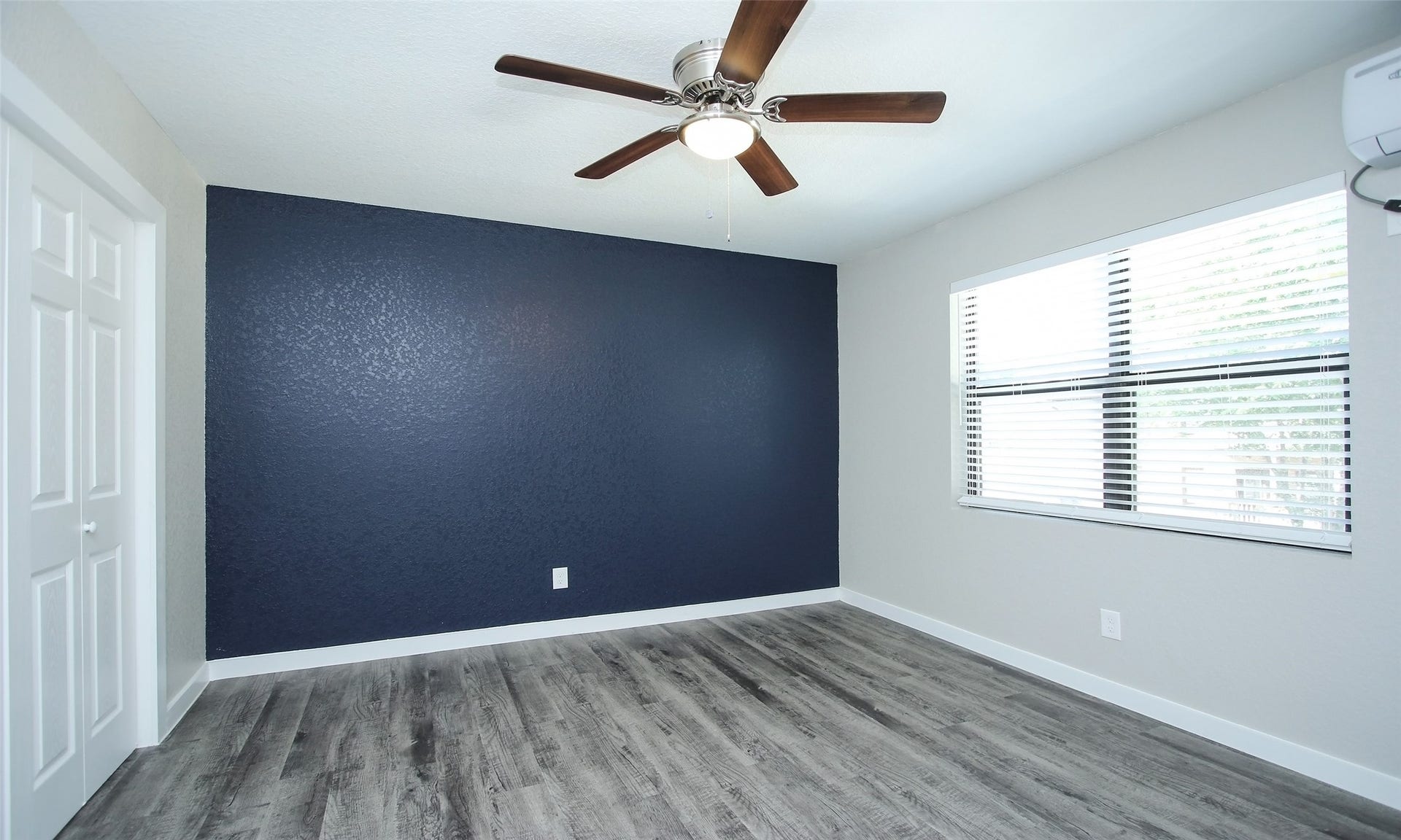 5201 Crawford Street, #3, Houston, TX 77004 5201 Crawford Street, #3, Houston, TX 77004