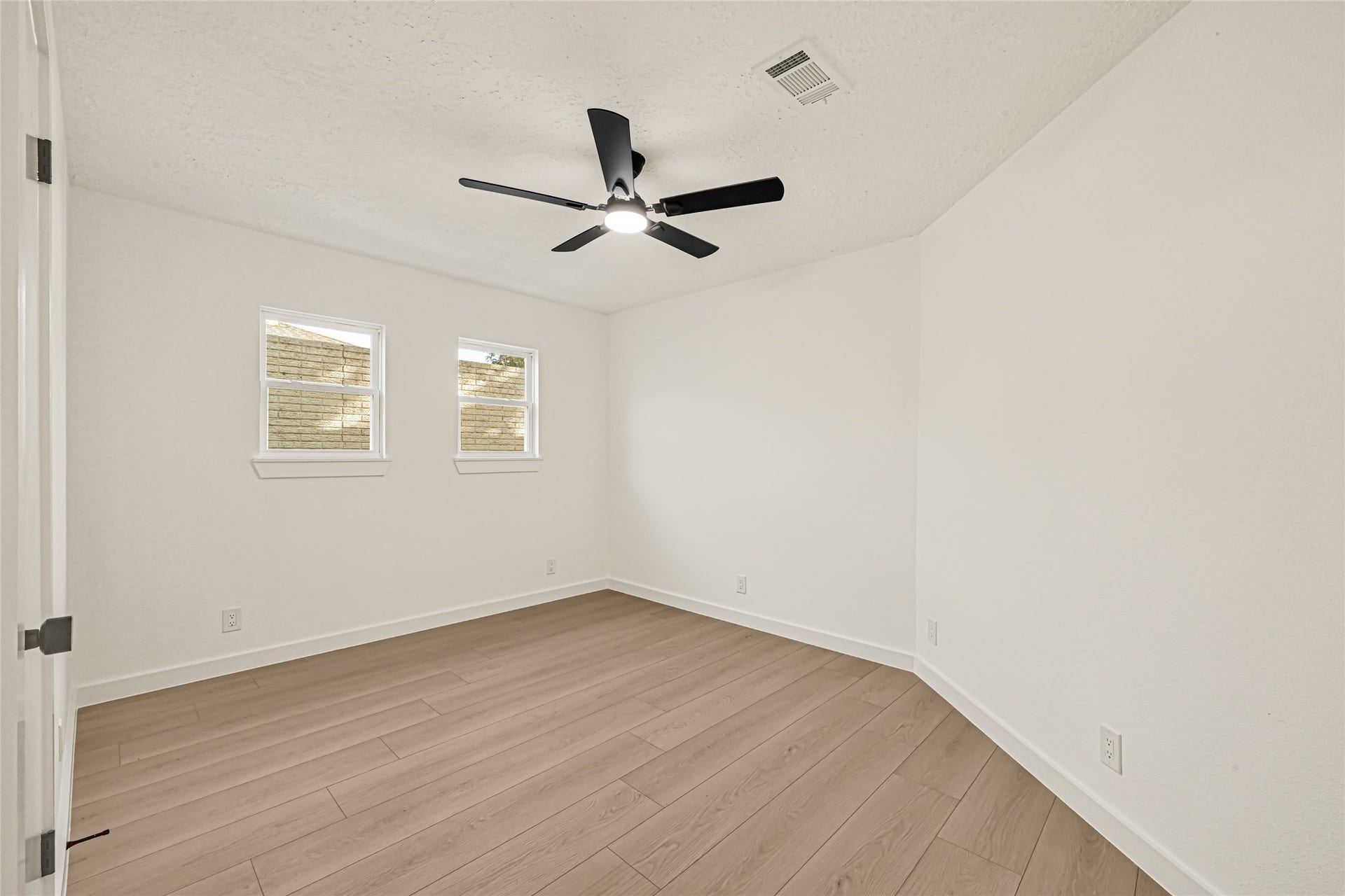 8303 Spring Wind Drive, Houston, TX 77040 8303 Spring Wind Drive, Houston, TX 77040