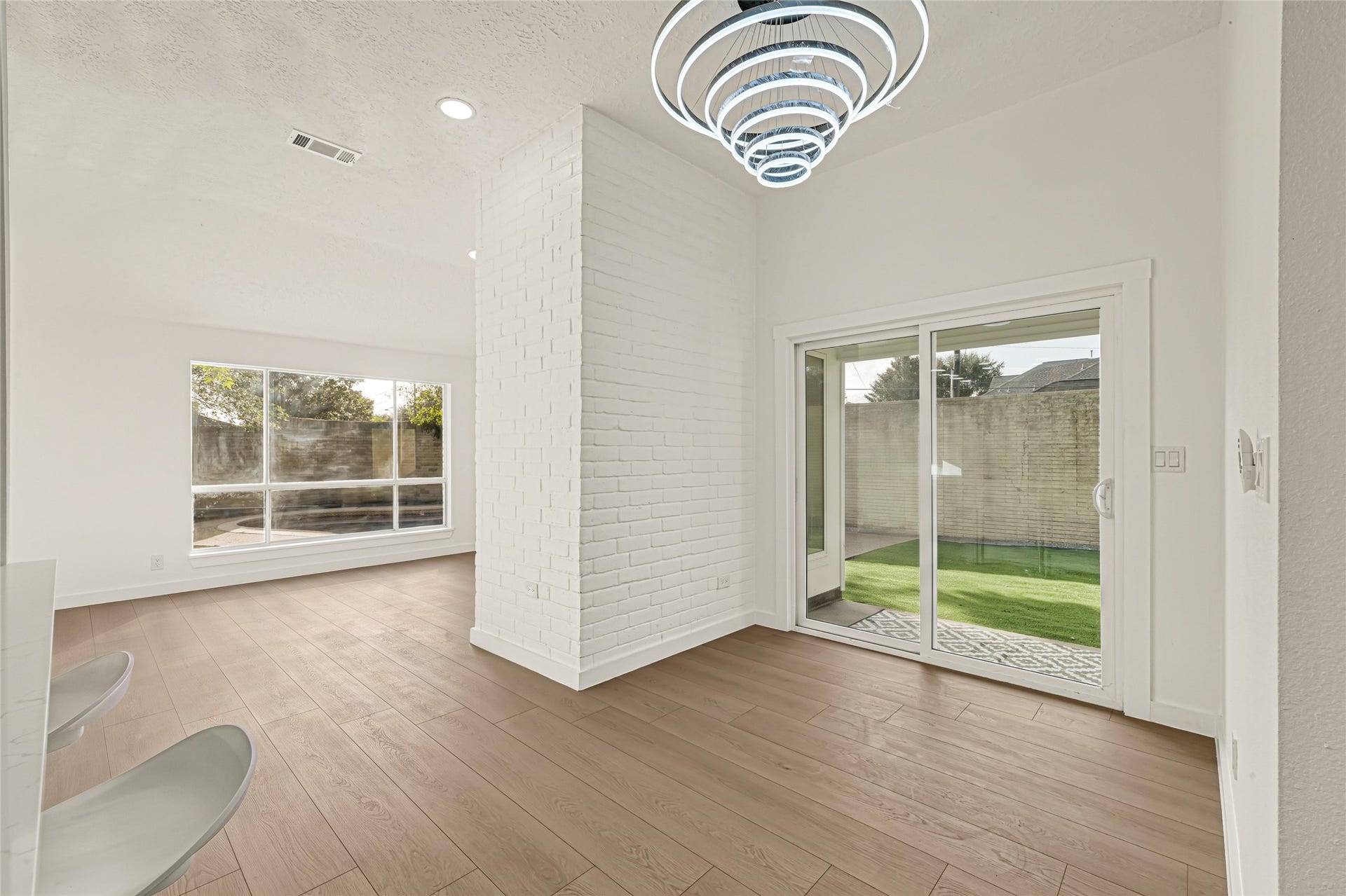 8303 Spring Wind Drive, Houston, TX 77040 8303 Spring Wind Drive, Houston, TX 77040