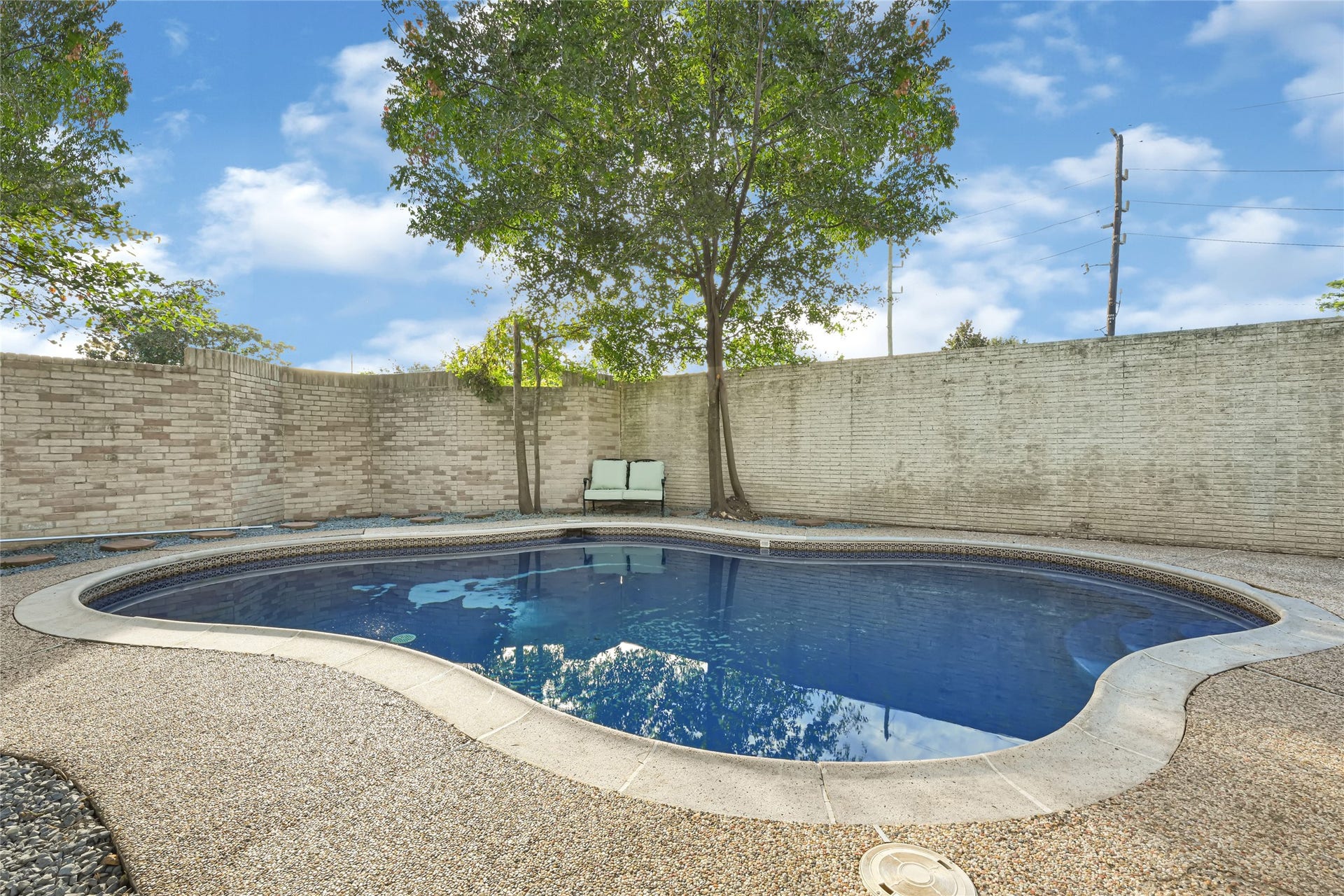 8303 Spring Wind Drive, Houston, TX 77040 8303 Spring Wind Drive, Houston, TX 77040