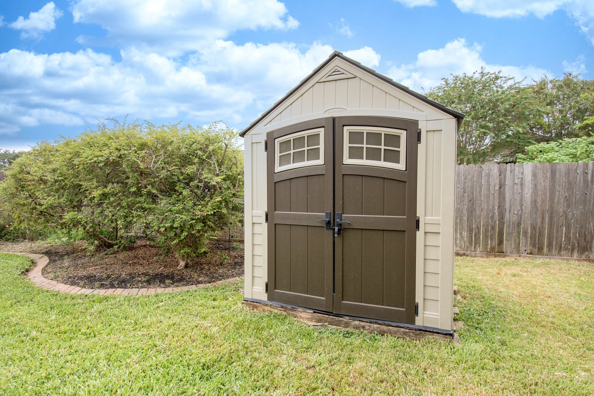 2507 Sage Brush Lane, Sugar Land, TX 77479 Storage Shed