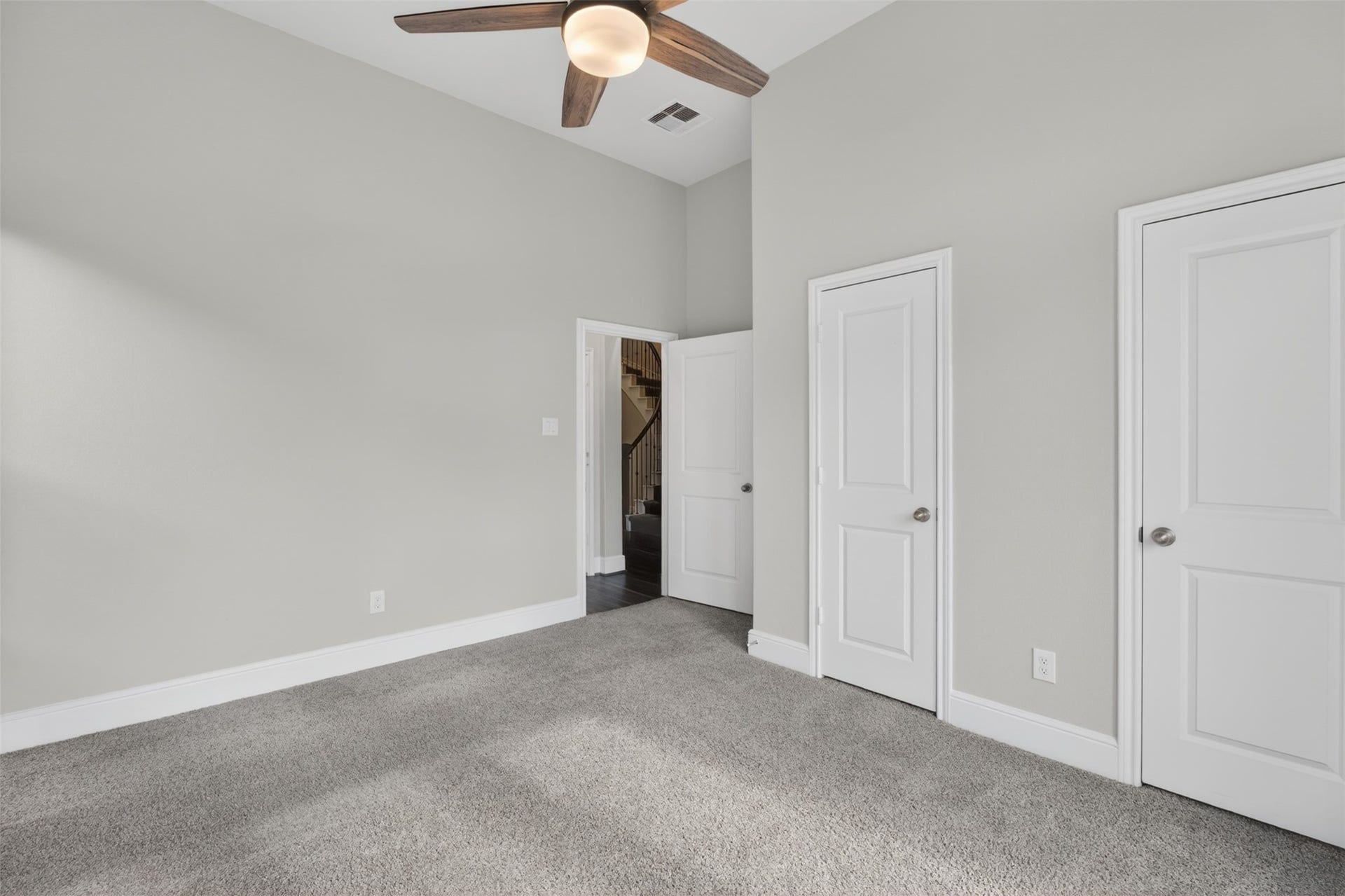 Whether used as a guest suite, nursery, or private haven, this versatile space provides comfort and flexibility for a variety of lifestyles.