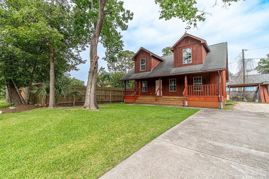 Property photo for 5010 Elm Street, Seabrook, TX