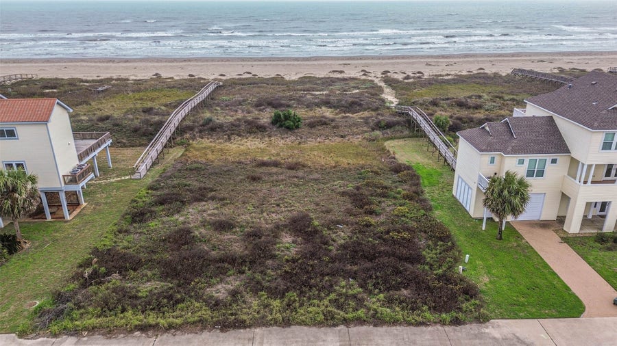 Property photo for 20711 E Sand Hill Drive, Galveston, TX