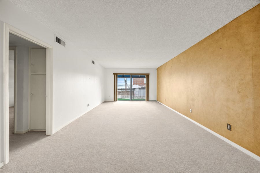 Property photo for 2700 Bellefontaine Street, #B30, Houston, TX
