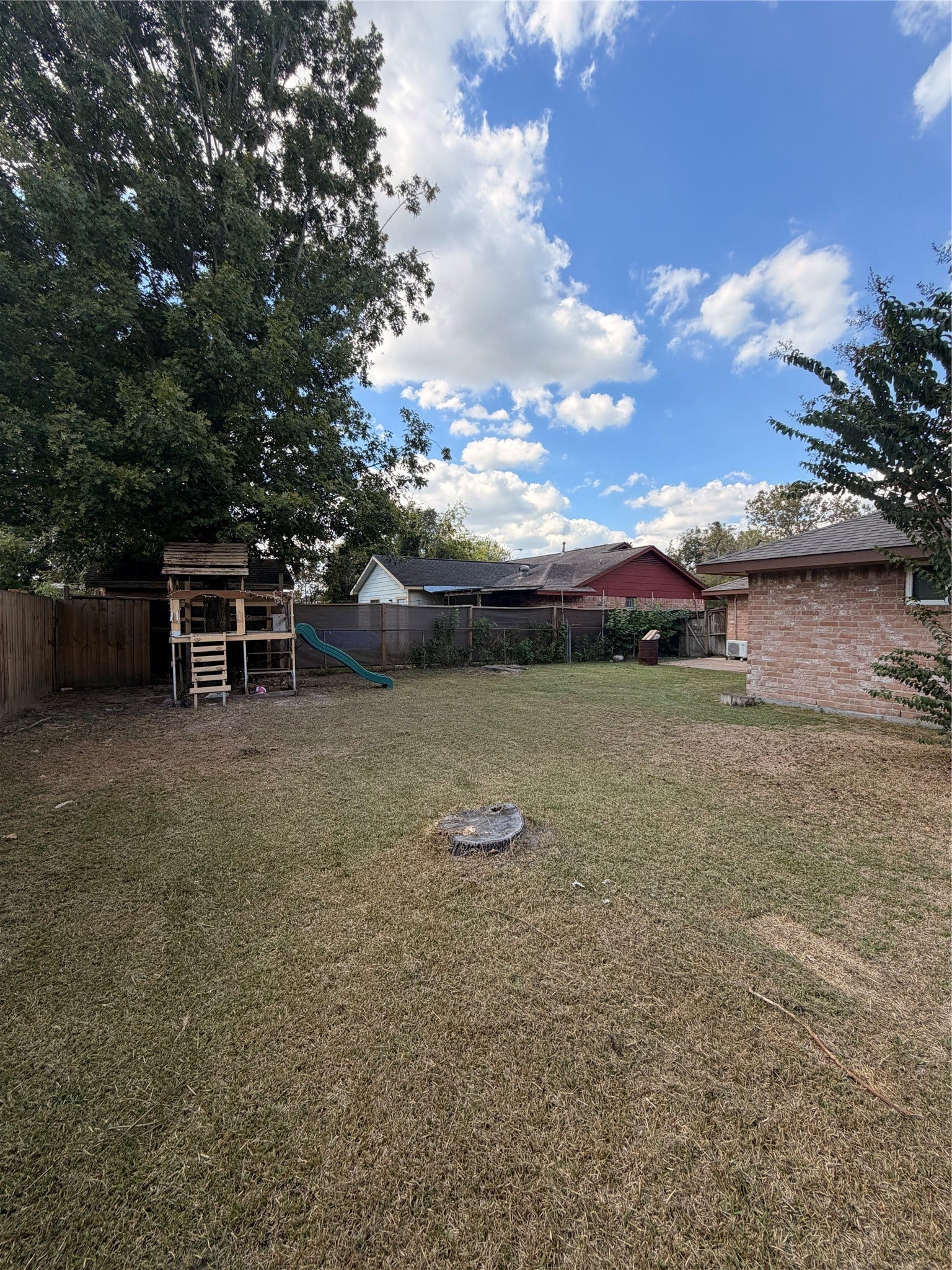 1307 Castolan Drive, Houston, TX 77038 1307 Castolan Drive, Houston, TX 77038