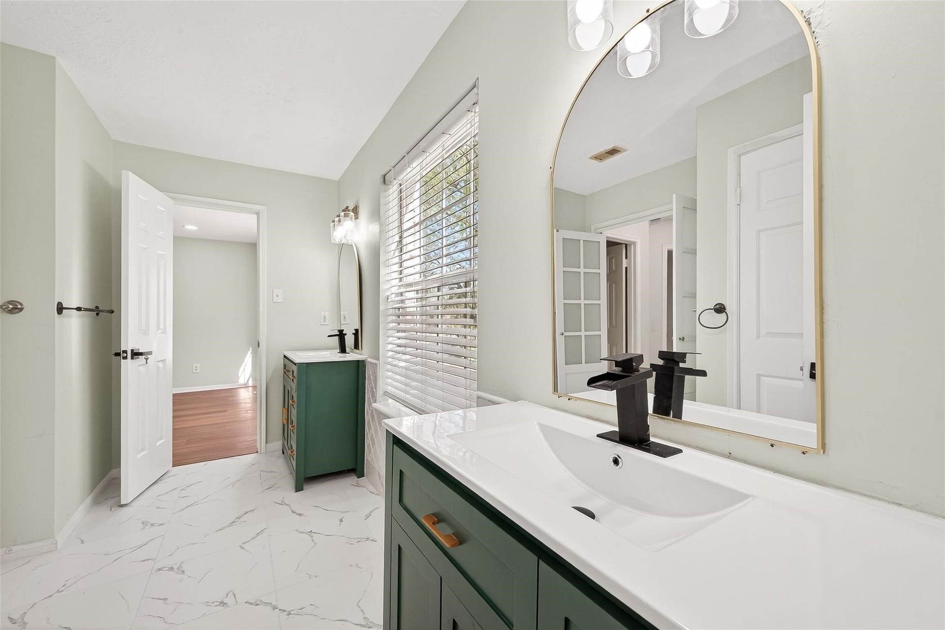 16410 Fondren Grove Drive, Missouri City, TX 77489 16410 Fondren Grove Drive, Missouri City, TX 77489