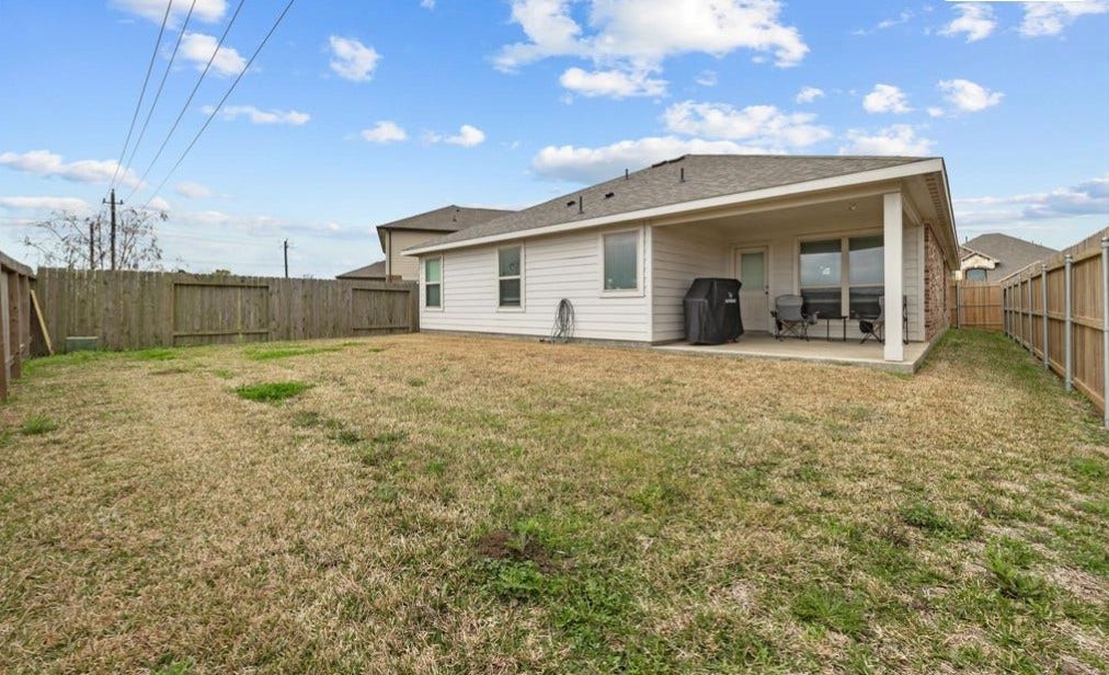 689 Forest Bend Lane, La Marque, TX 77568 BACKYARD