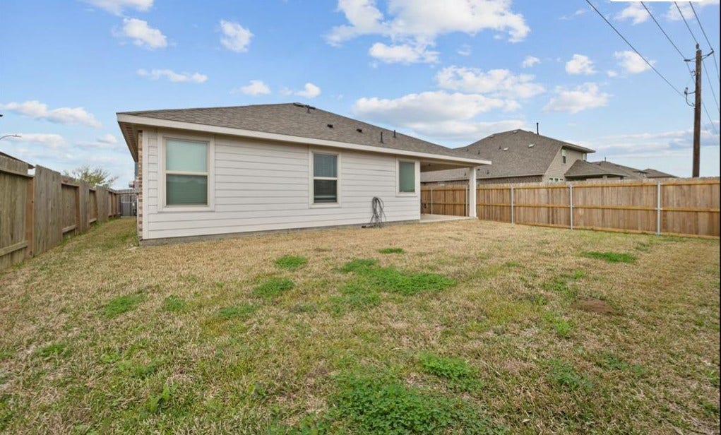 689 Forest Bend Lane, La Marque, TX 77568 BACKYARD