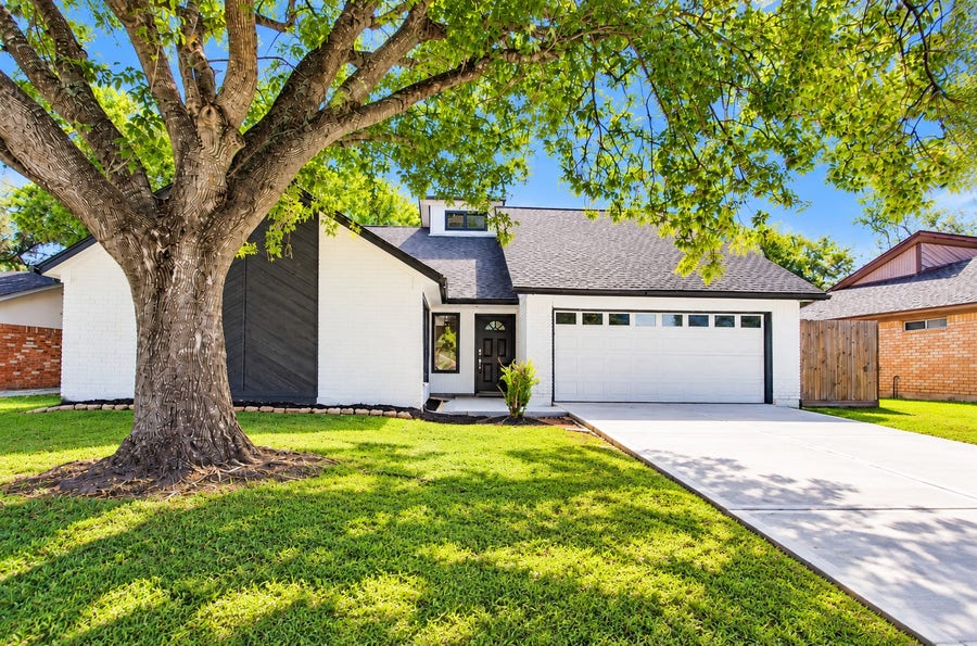 Property photo for 718 Land Grant Drive, Richmond, TX