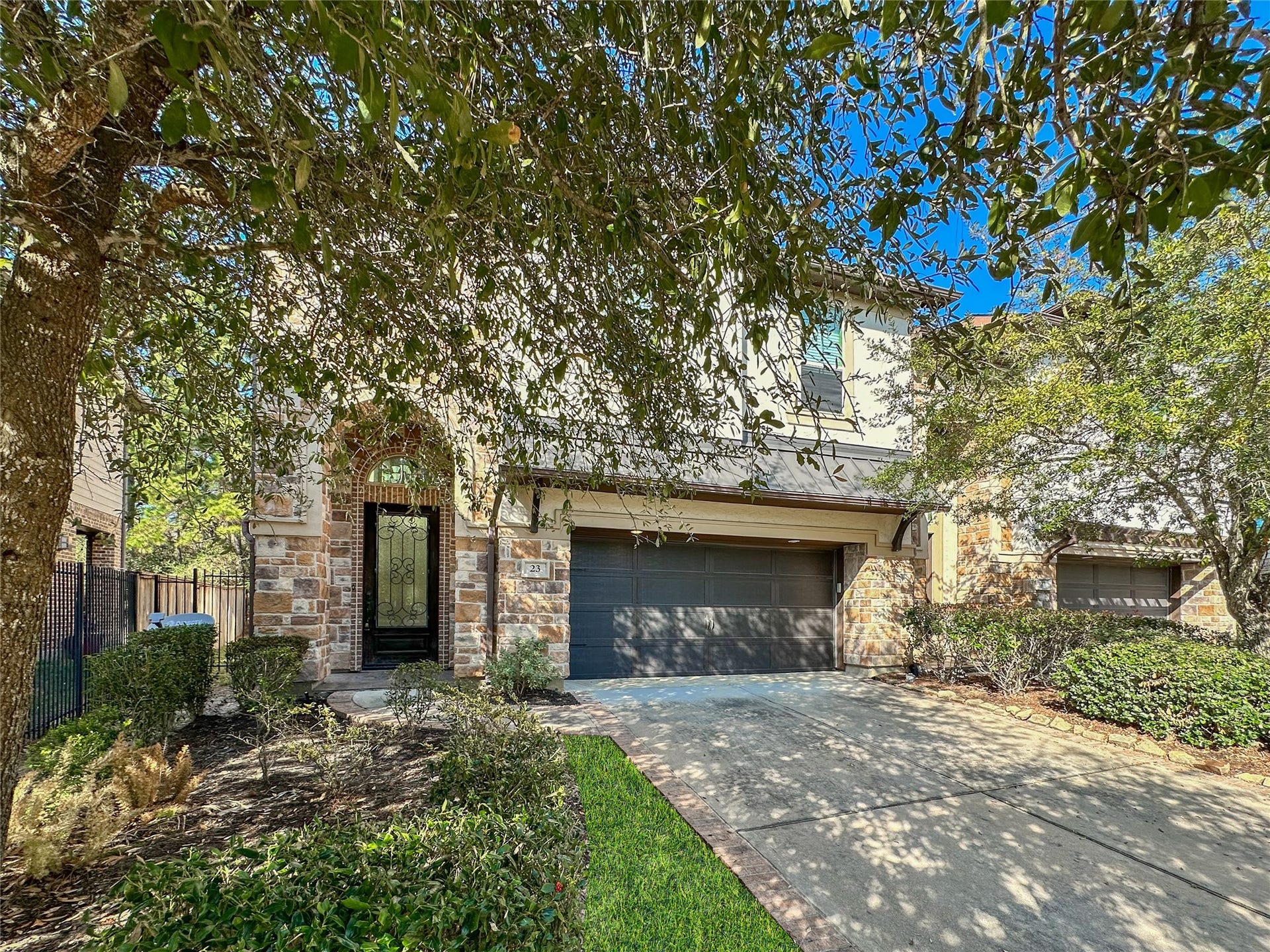 23 Jonquil Place, Tomball, TX 77375