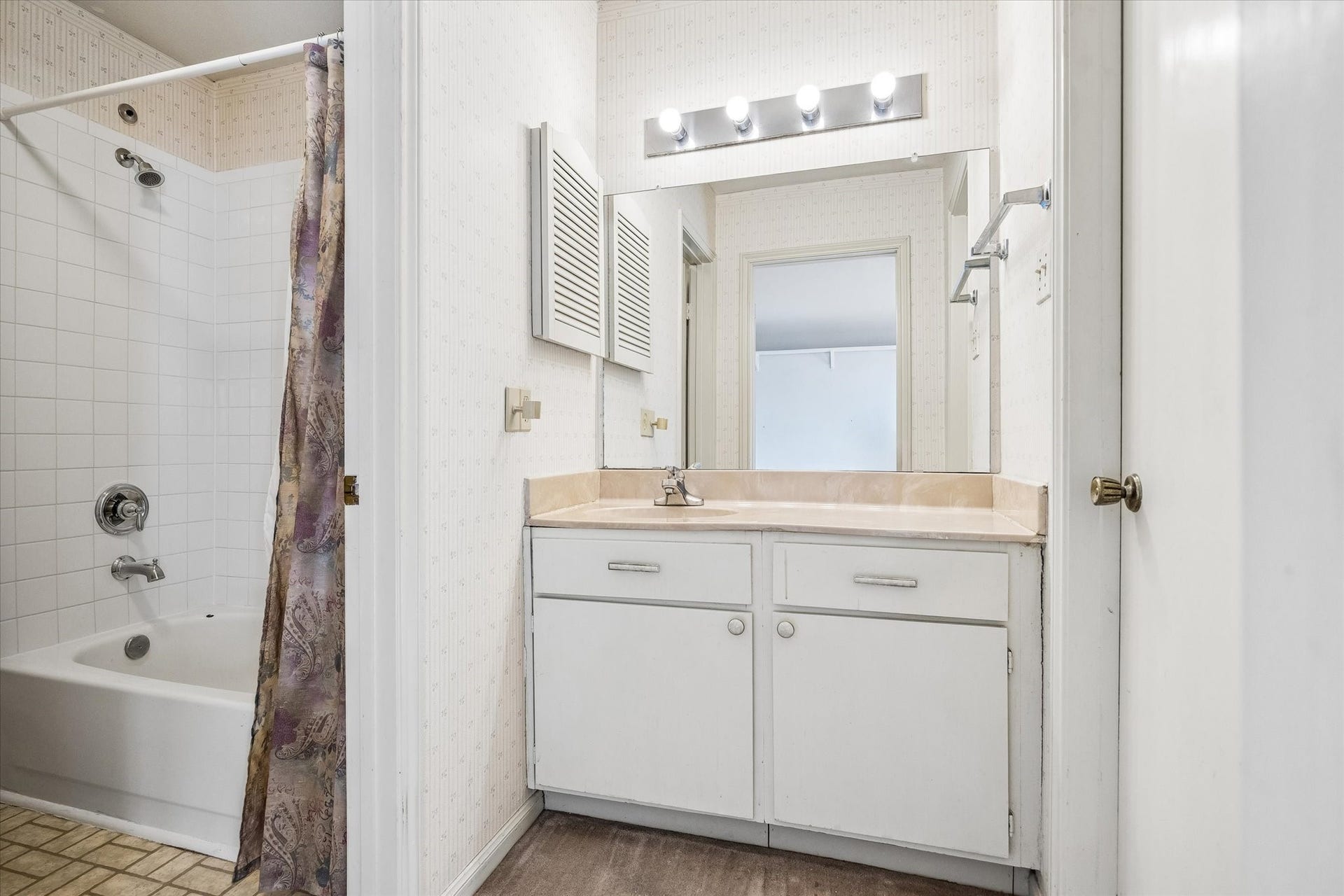1201 Mcduffie Street, #219, Houston, TX 77019 1201 Mcduffie Street, #219, Houston, TX 77019