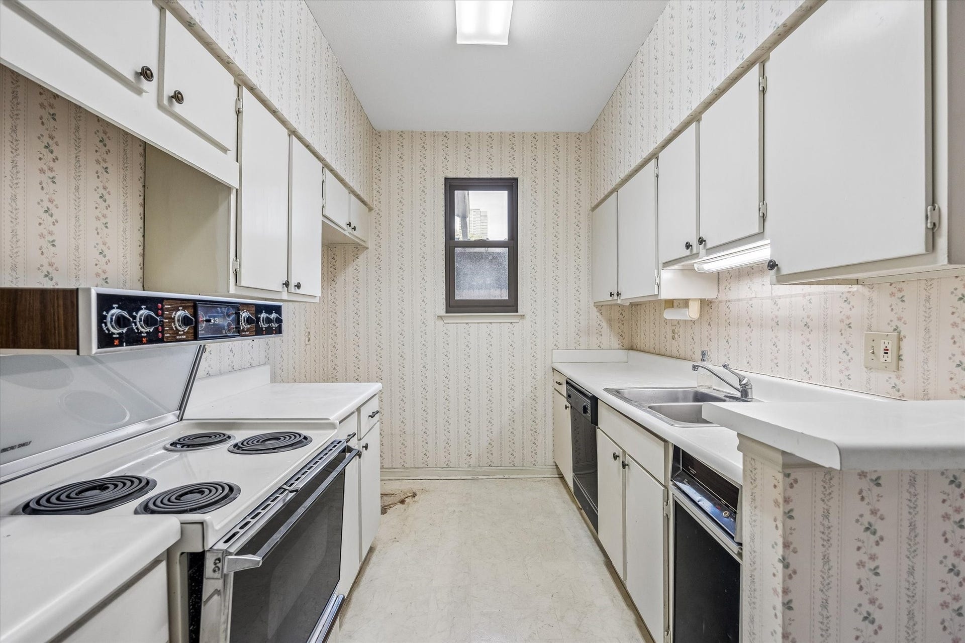 1201 Mcduffie Street, #219, Houston, TX 77019 1201 Mcduffie Street, #219, Houston, TX 77019