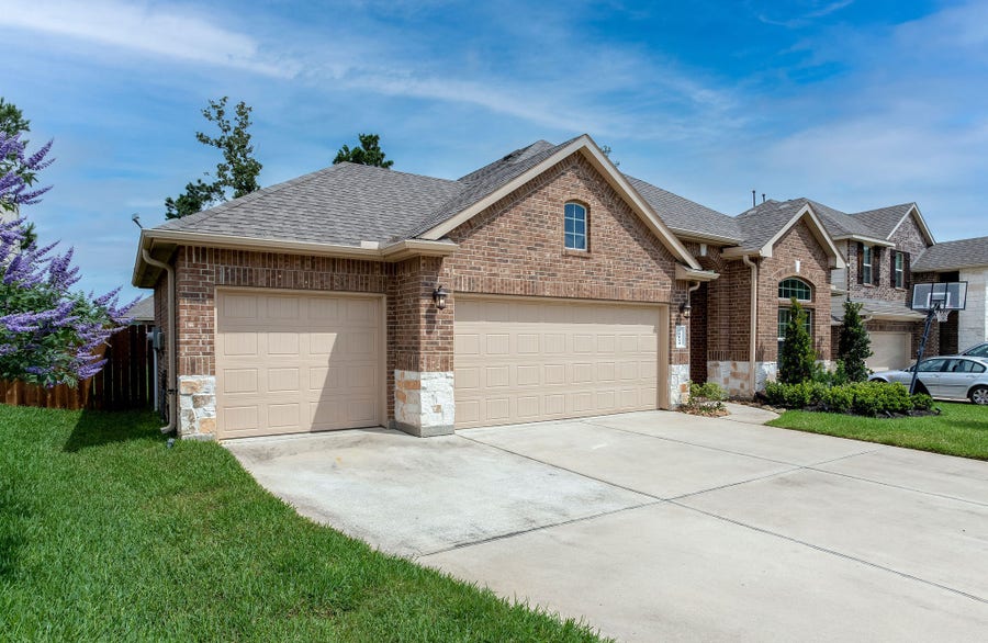Property photo for 14014 Sand Ridge Crossing, Conroe, TX