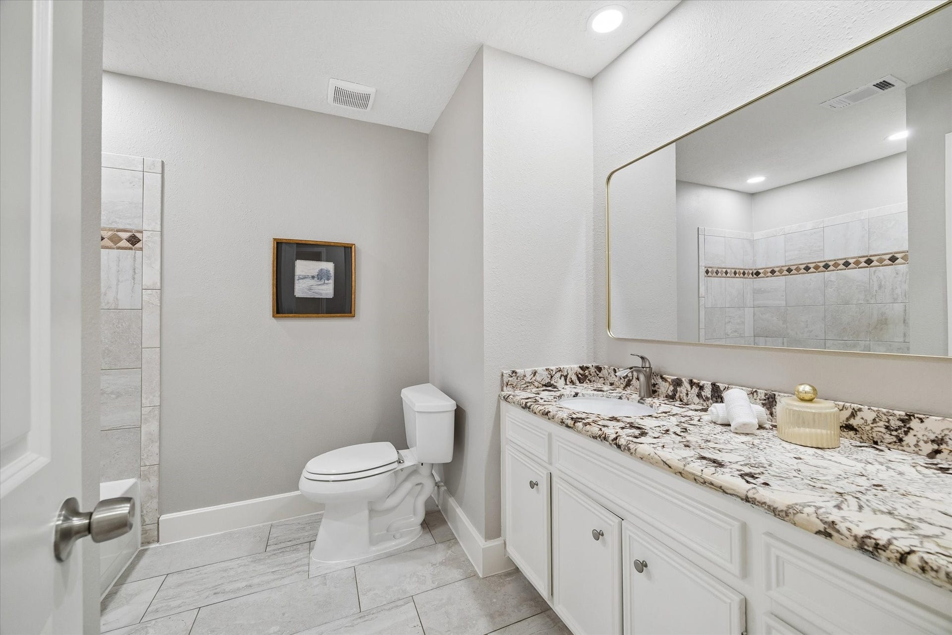 714 Fowler Street, #5, Houston, TX 77007 714 Fowler Street, #5, Houston, TX 77007