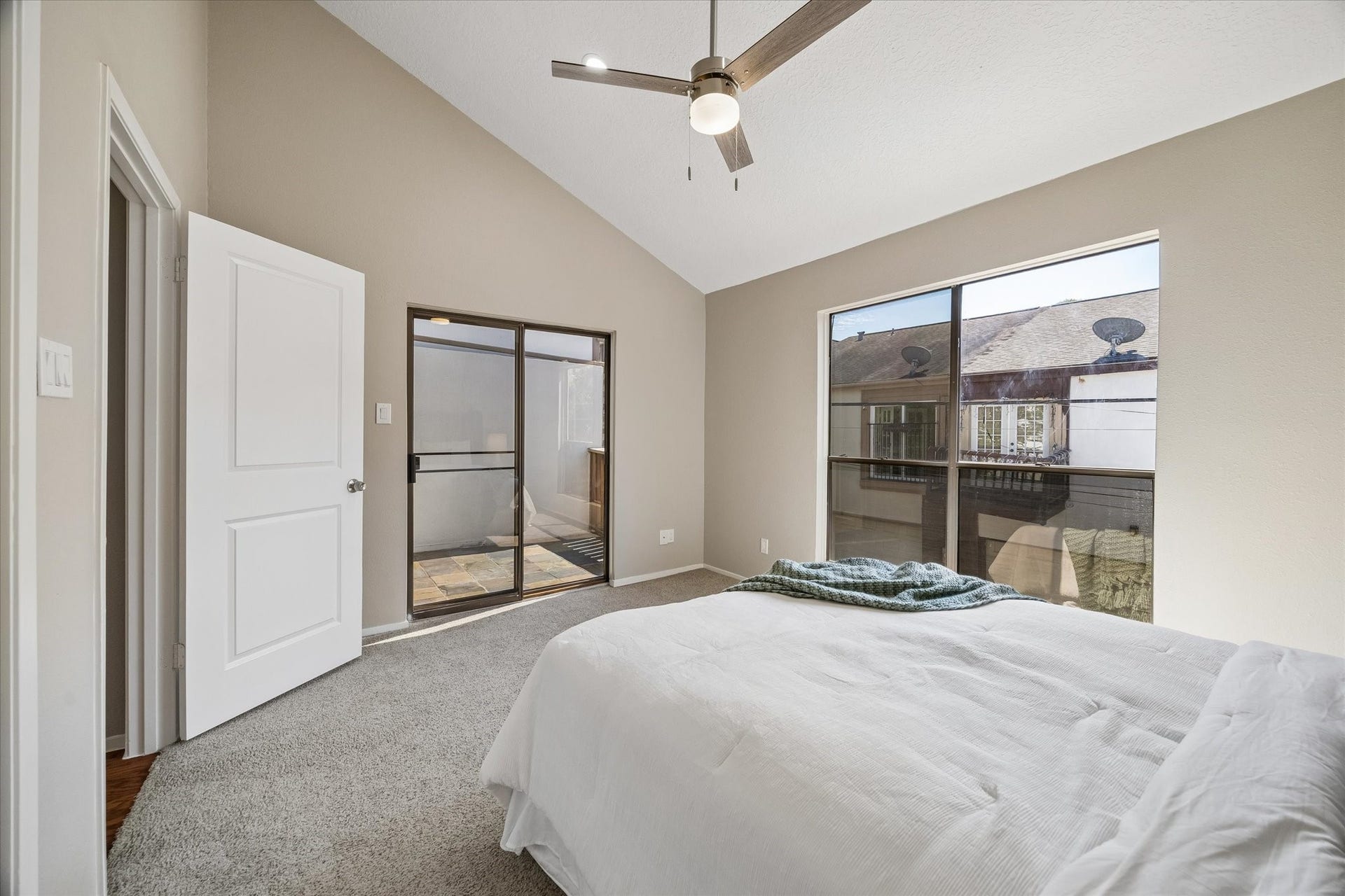 714 Fowler Street, #5, Houston, TX 77007 714 Fowler Street, #5, Houston, TX 77007