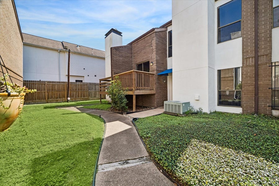 Property photo for 714 Fowler Street, #5, Houston, TX