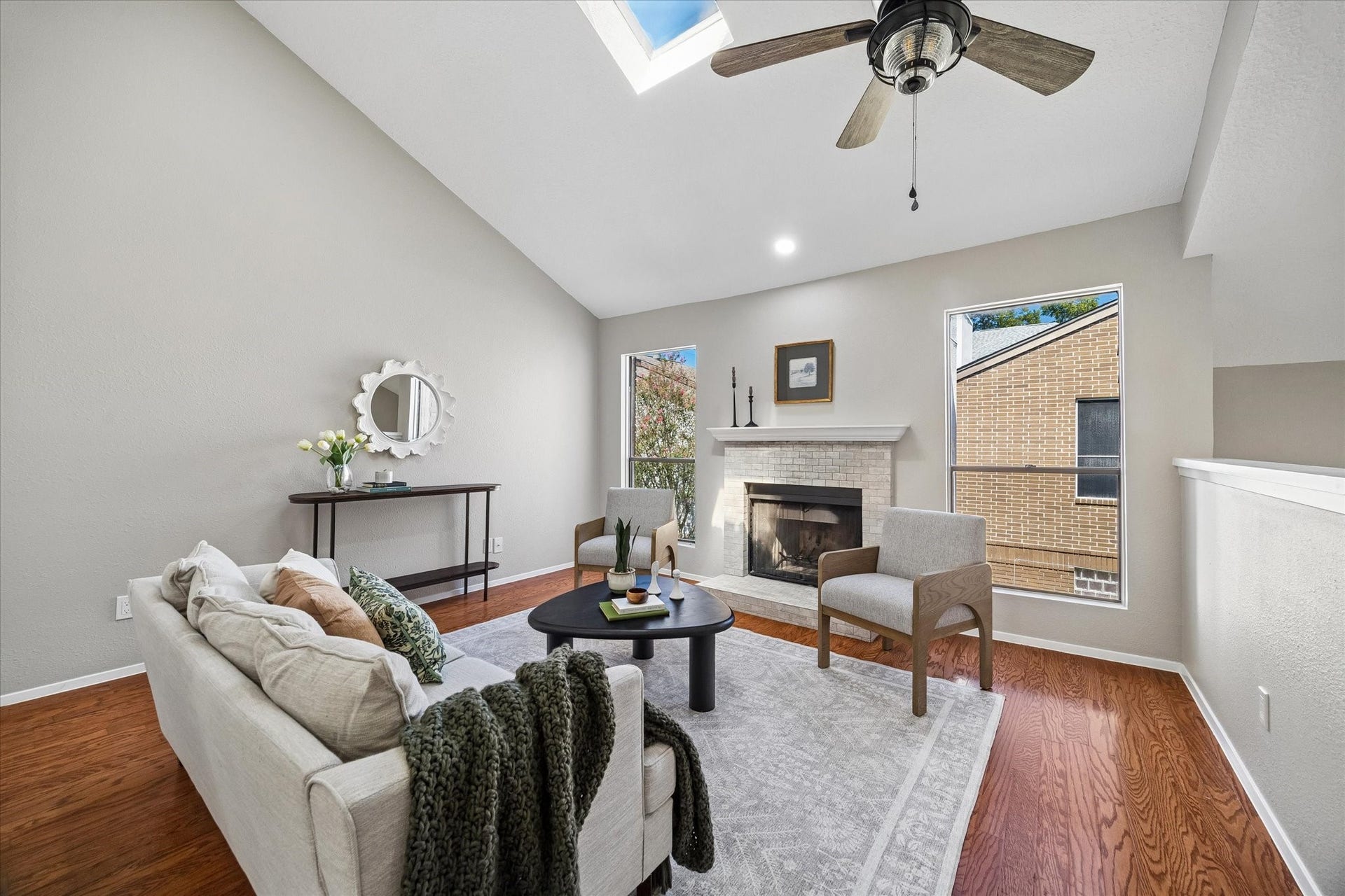 714 Fowler Street, #5, Houston, TX 77007 714 Fowler Street, #5, Houston, TX 77007