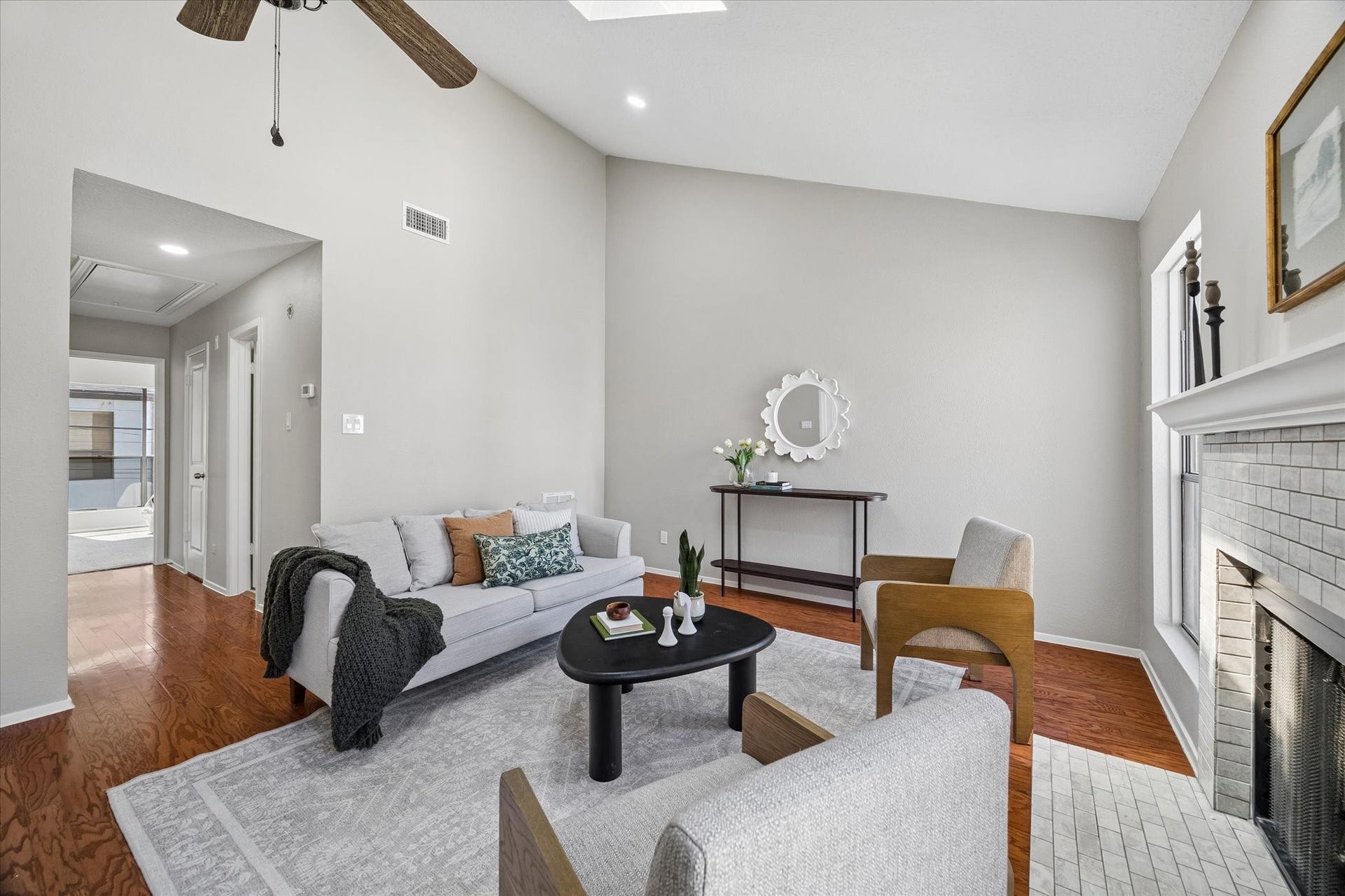 714 Fowler Street, #5, Houston, TX 77007 714 Fowler Street, #5, Houston, TX 77007
