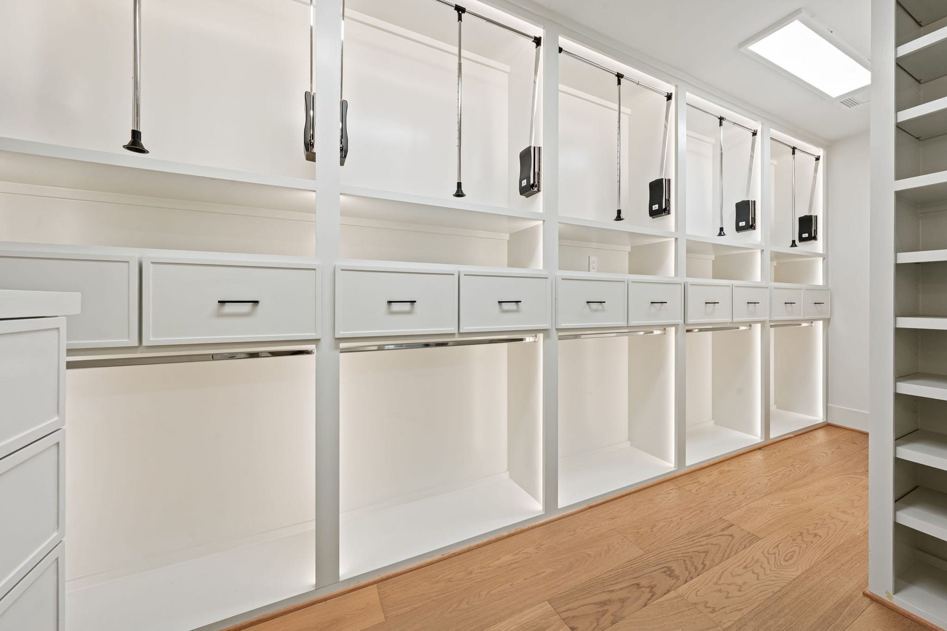 5409 Chevy Chase, #D, Houston, TX 77056 One of two primary closets with LED accent lighting.