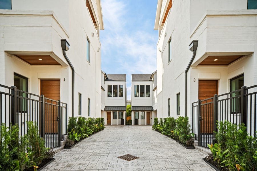 Property photo for 5409 Chevy Chase, #D, Houston, TX