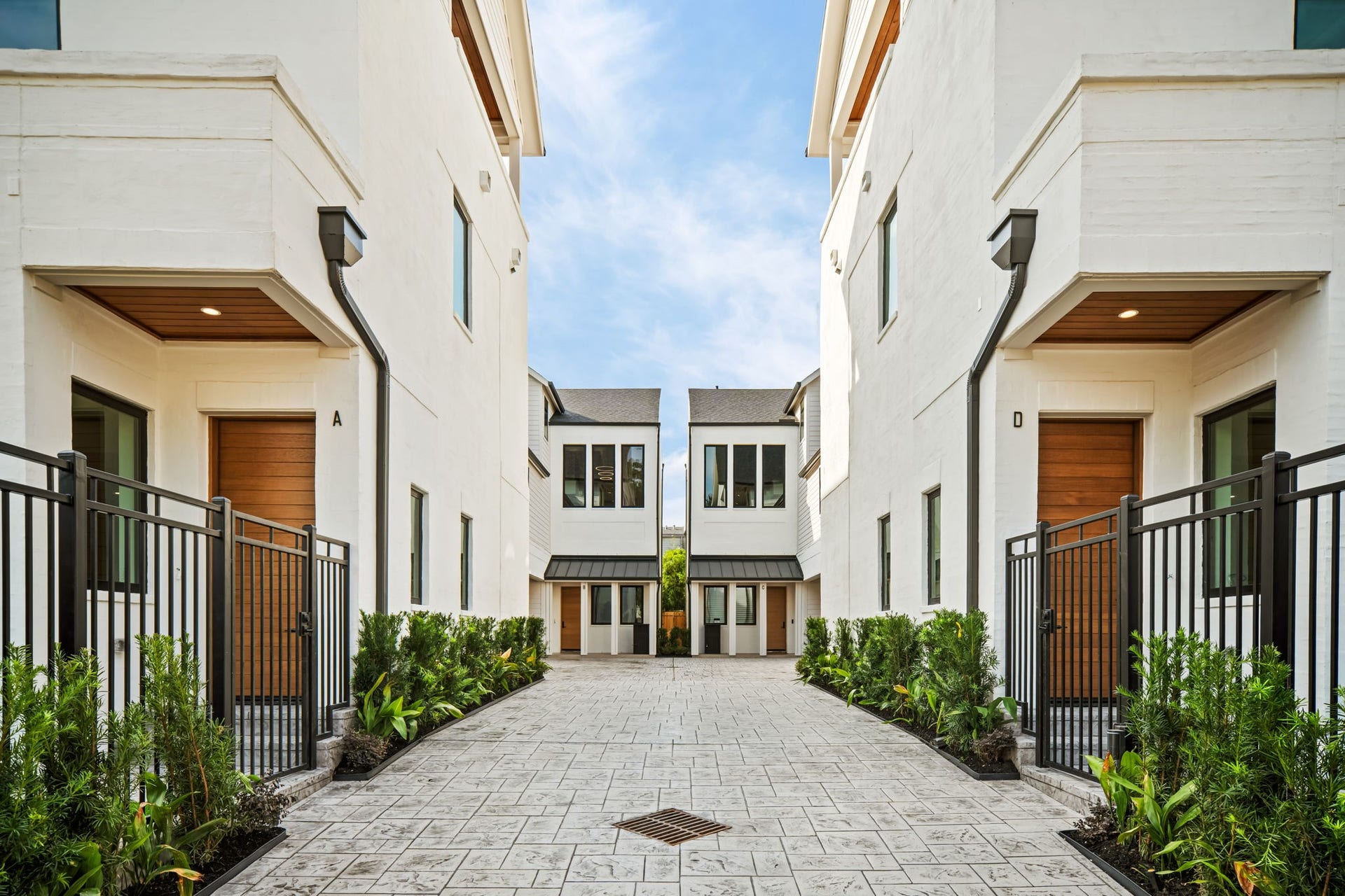 5409 Chevy Chase, #D, Houston, TX 77056 5409 Chevy Chase Patio Development!