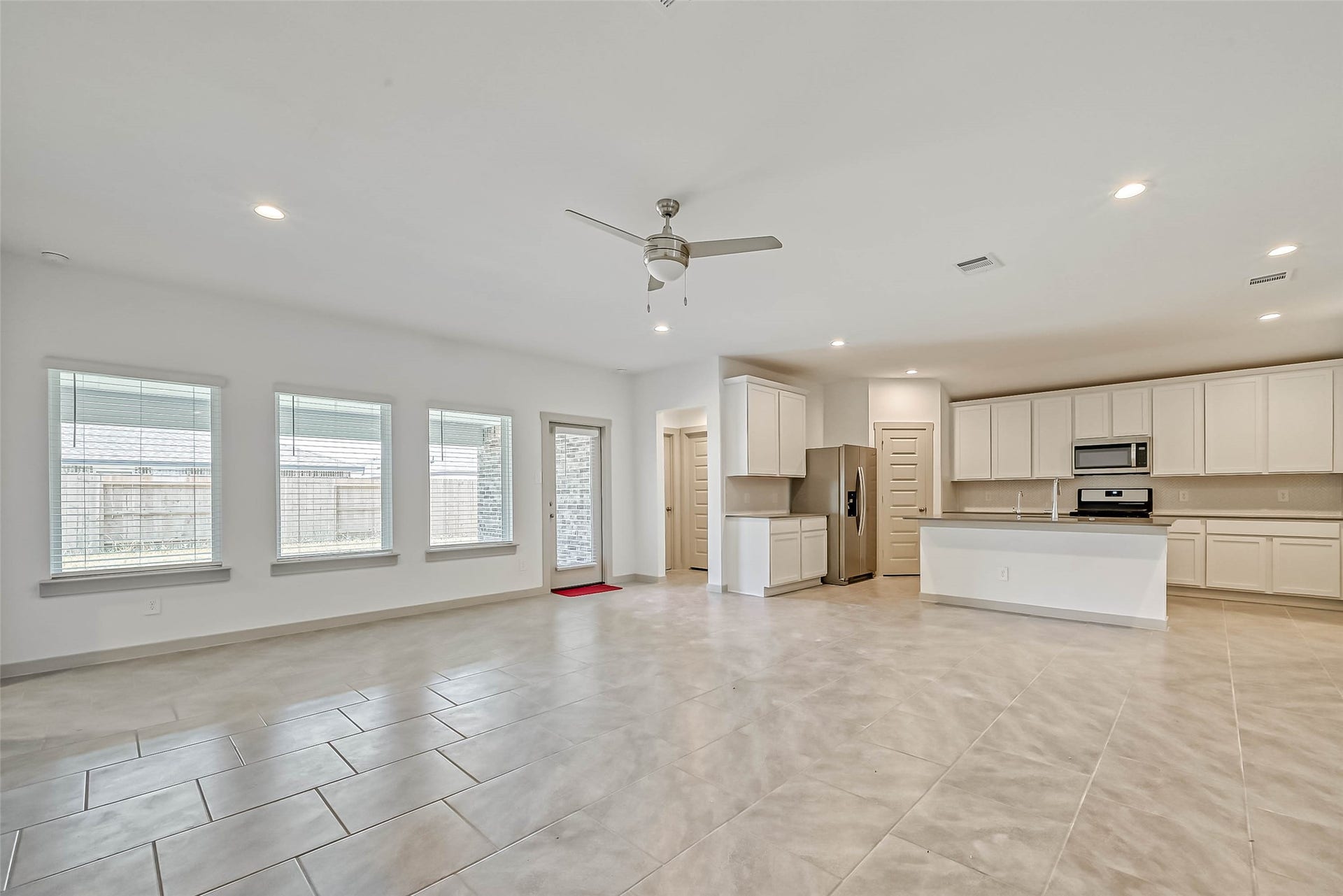 819 Dhalia Petal, Missouri City, TX 77459 819 Dhalia Petal, Missouri City, TX 77459