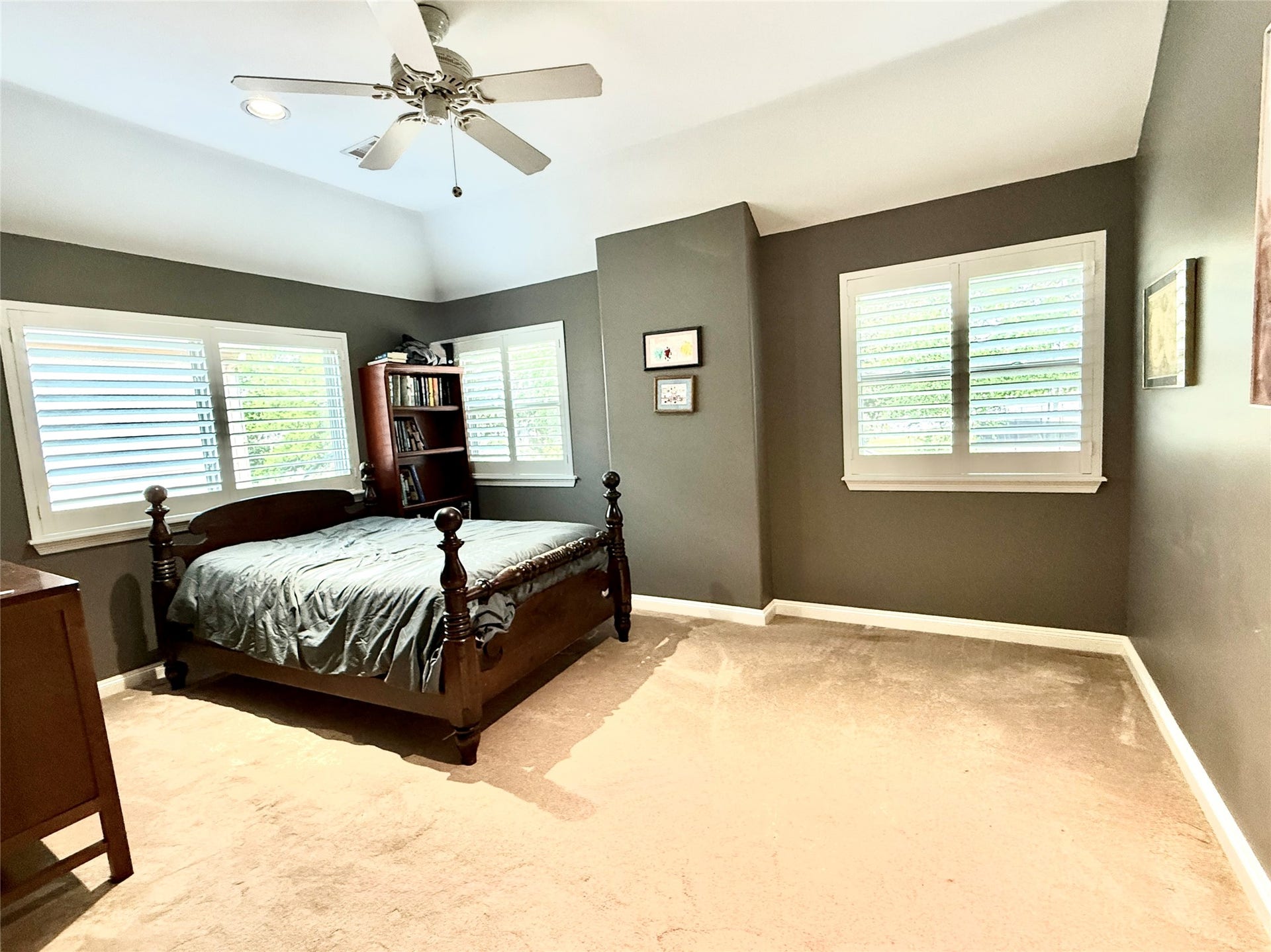 3315 Meadowside Drive, Sugar Land, TX 77478 3315 Meadowside Drive, Sugar Land, TX 77478