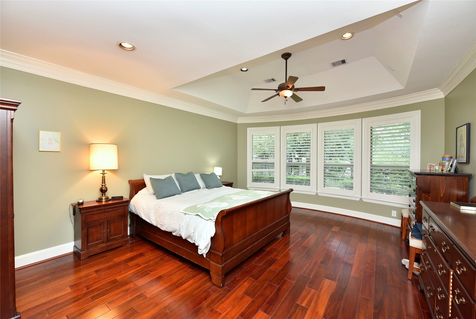 3315 Meadowside Drive, Sugar Land, TX 77478 3315 Meadowside Drive, Sugar Land, TX 77478