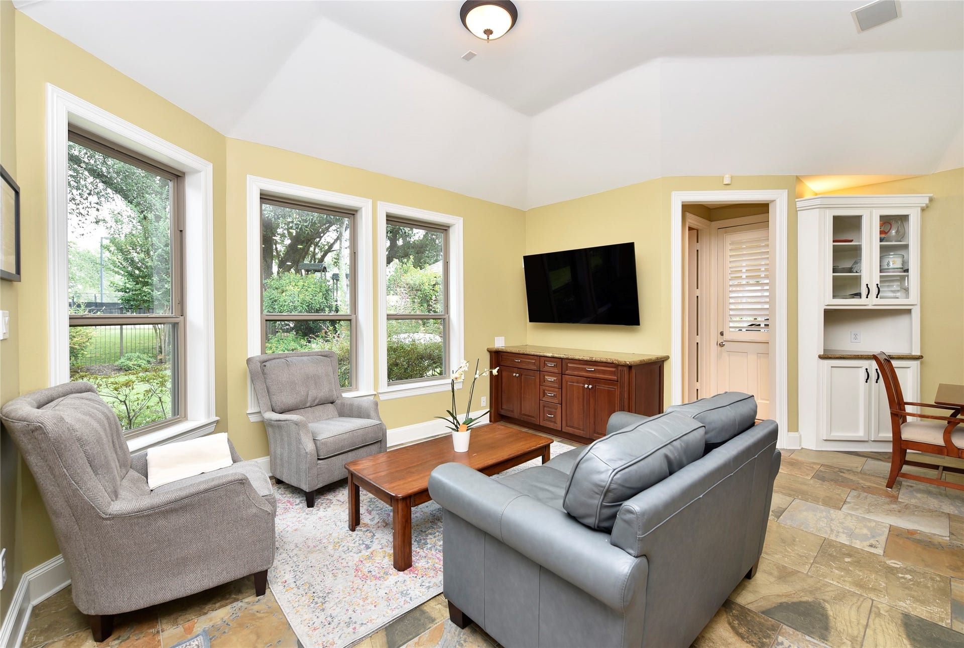 3315 Meadowside Drive, Sugar Land, TX 77478 3315 Meadowside Drive, Sugar Land, TX 77478