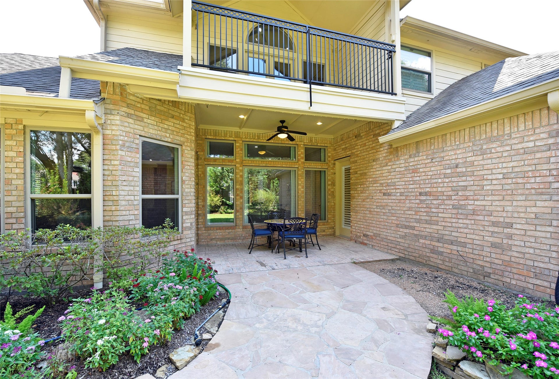 3315 Meadowside Drive, Sugar Land, TX 77478 3315 Meadowside Drive, Sugar Land, TX 77478