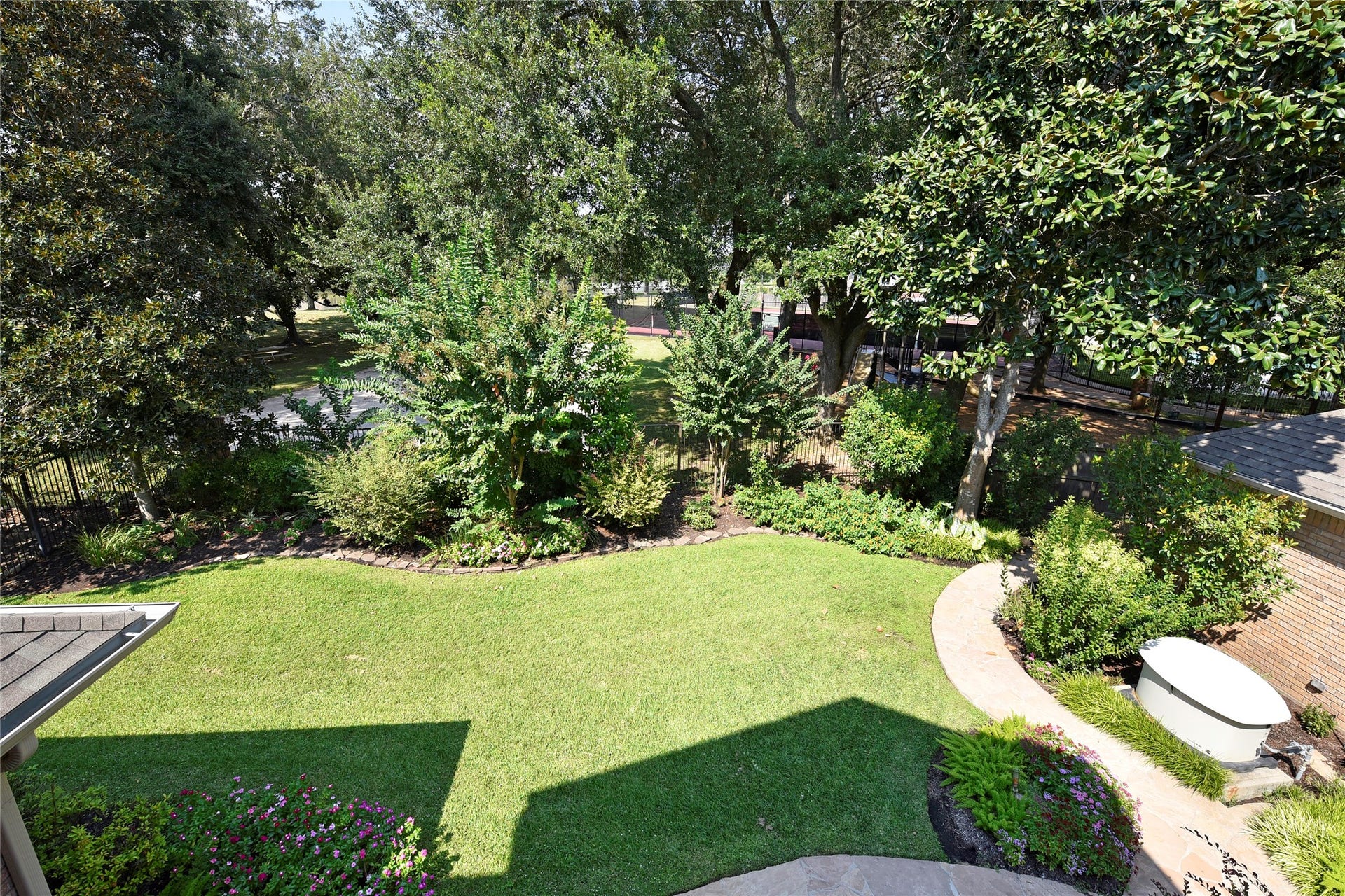 3315 Meadowside Drive, Sugar Land, TX 77478 3315 Meadowside Drive, Sugar Land, TX 77478