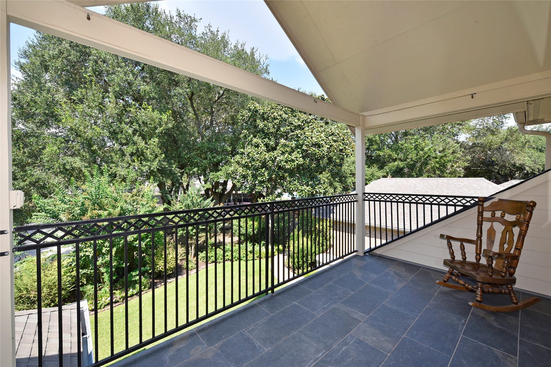 3315 Meadowside Drive, Sugar Land, TX 77478 3315 Meadowside Drive, Sugar Land, TX 77478
