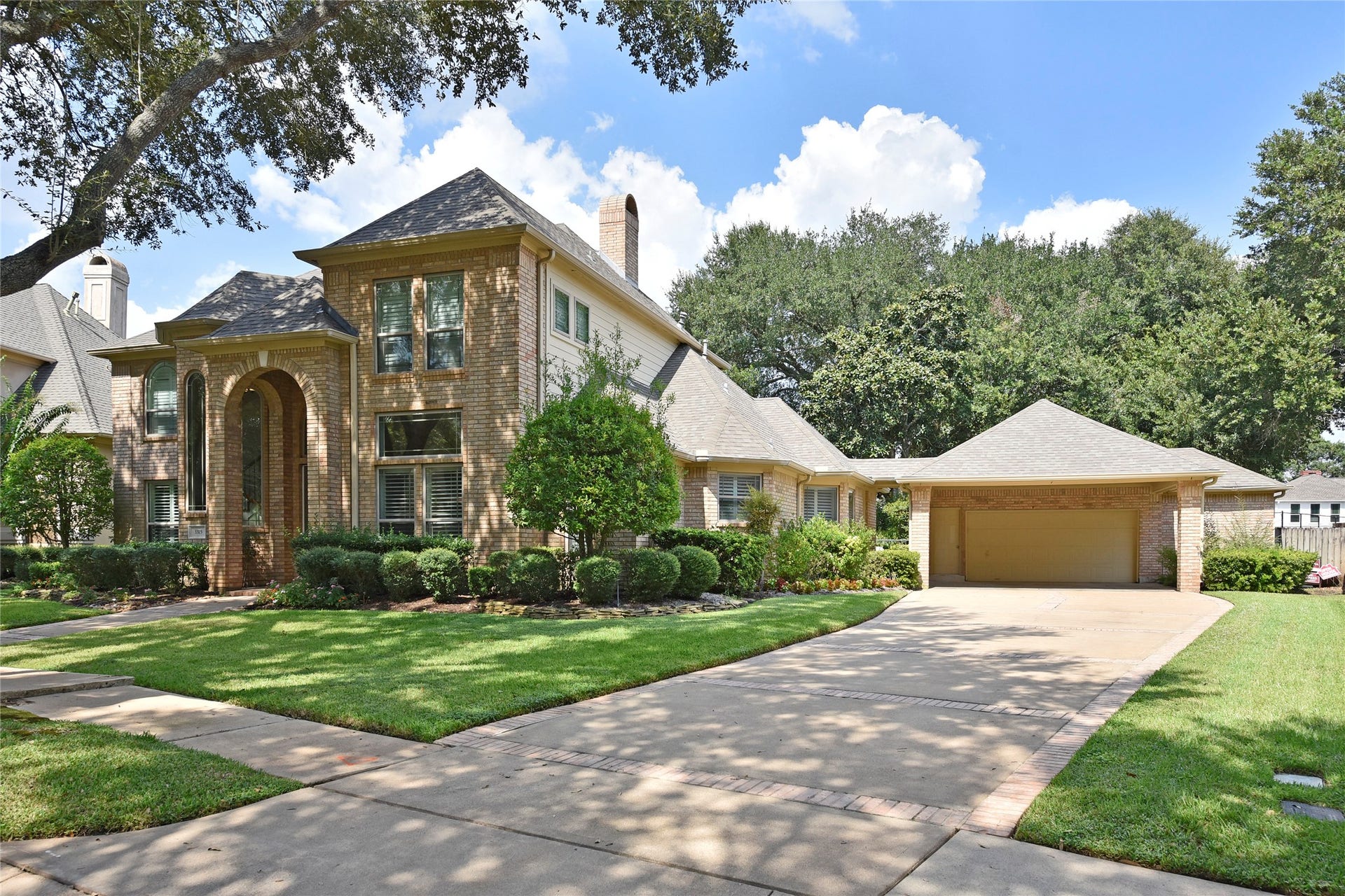 3315 Meadowside Drive, Sugar Land, TX 77478 3315 Meadowside Drive, Sugar Land, TX 77478