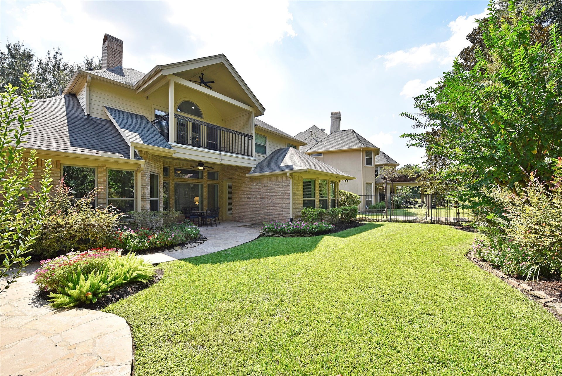 3315 Meadowside Drive, Sugar Land, TX 77478 3315 Meadowside Drive, Sugar Land, TX 77478