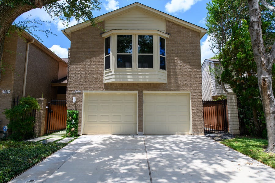Property photo for 5614 Innsbruck Street, Bellaire, TX