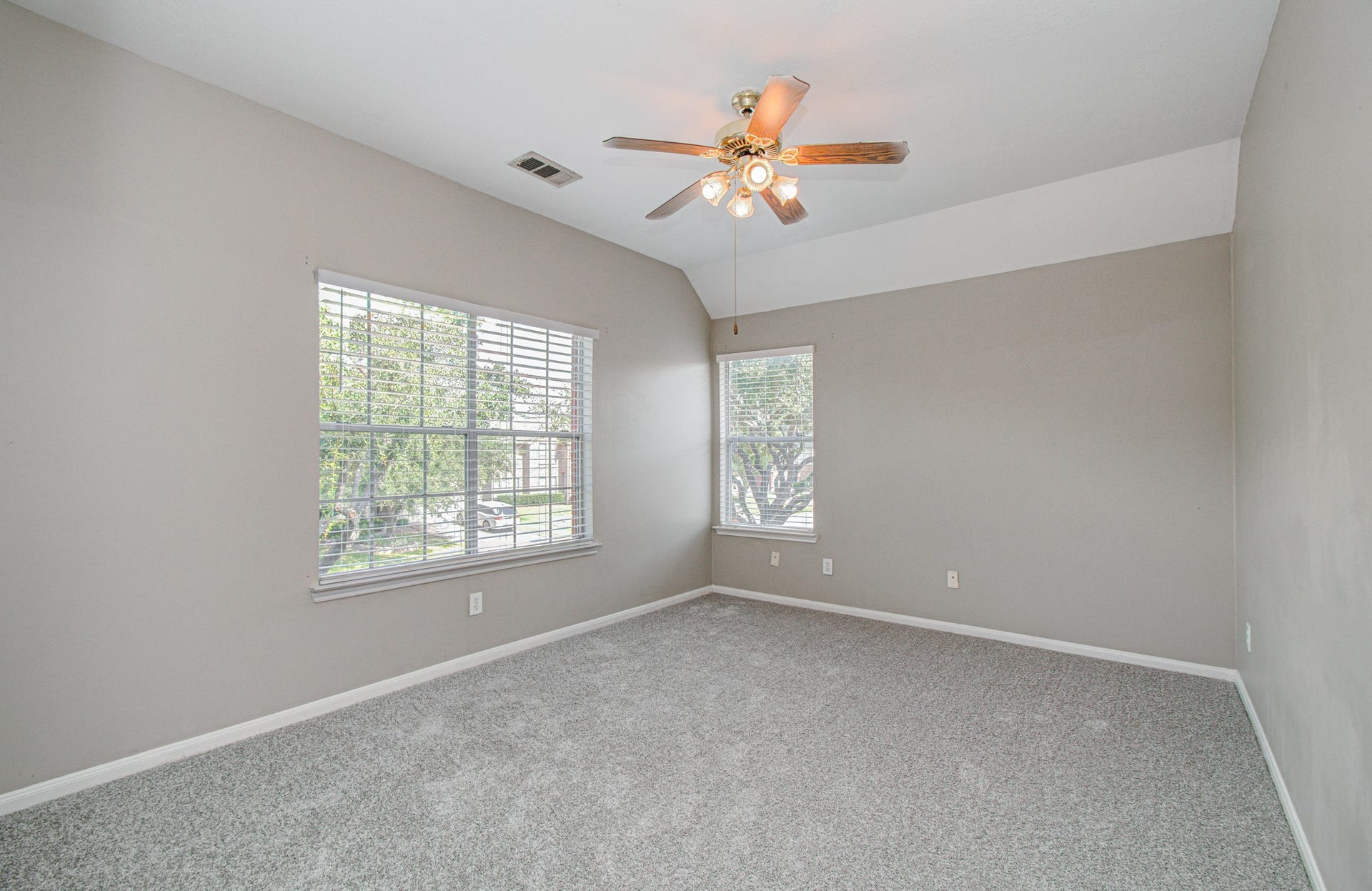 16639 village view trail, Sugar Land, TX 77498