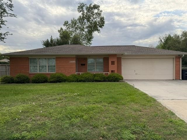 Property photo for 1805 Wycliffe Drive, Houston, TX