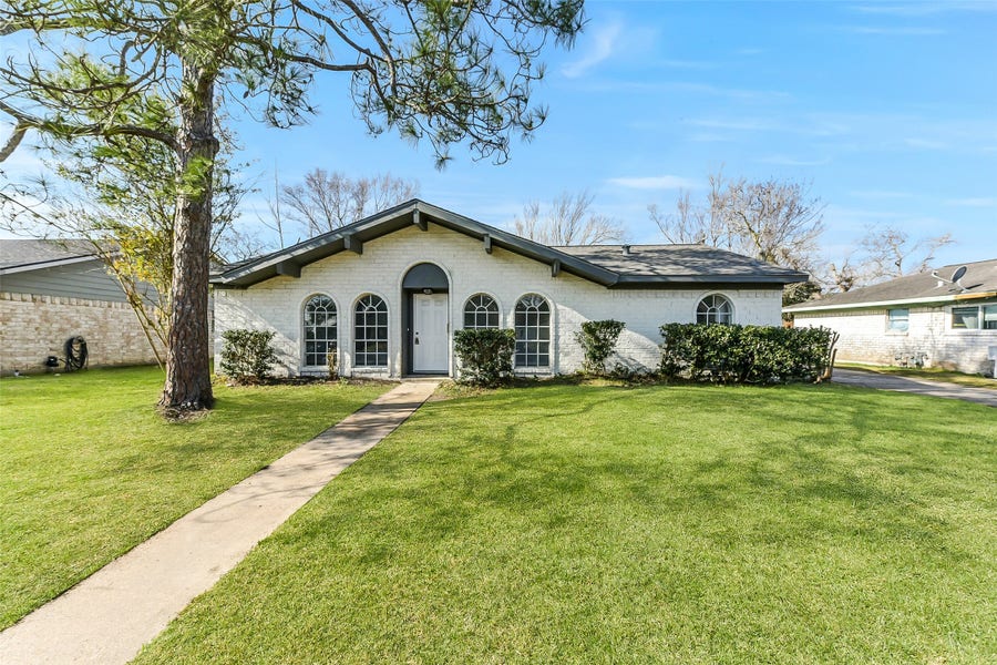 Property photo for 11022 Sageberry Drive, Houston, TX