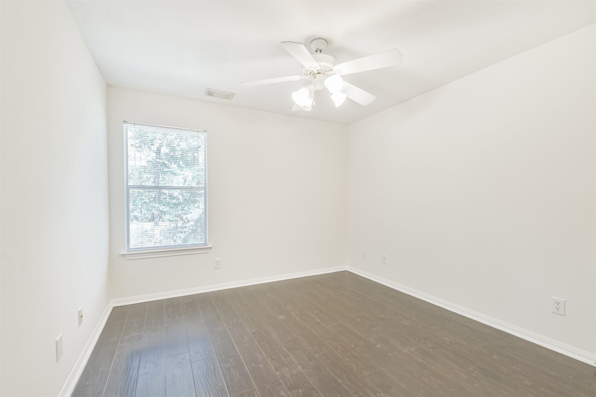 122 Cornflower Drive, The Woodlands, TX 77384 122 Cornflower Drive, The Woodlands, TX 77384