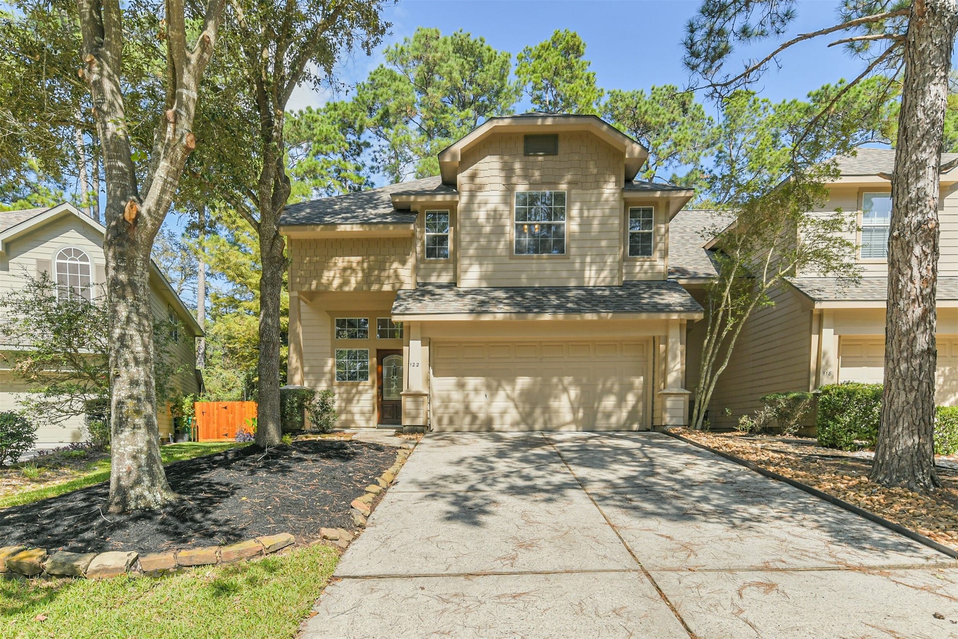 122 Cornflower Drive, The Woodlands, TX 77384 122 Cornflower Drive, The Woodlands, TX 77384