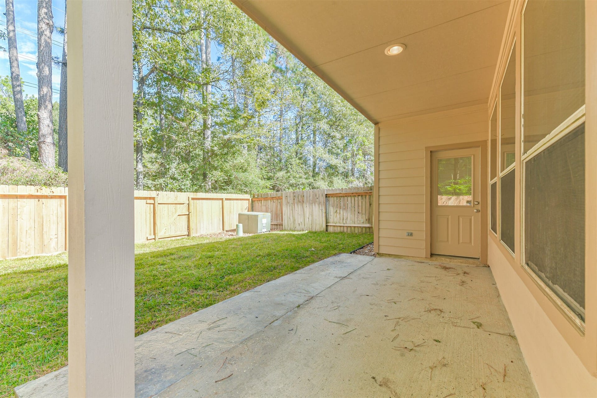 122 Cornflower Drive, The Woodlands, TX 77384 122 Cornflower Drive, The Woodlands, TX 77384
