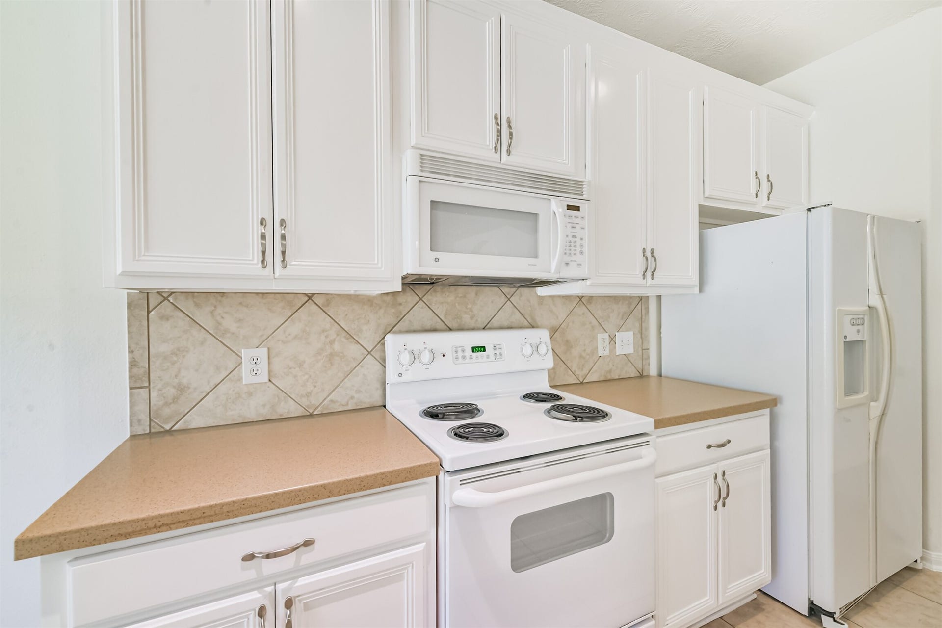 122 Cornflower Drive, The Woodlands, TX 77384 122 Cornflower Drive, The Woodlands, TX 77384