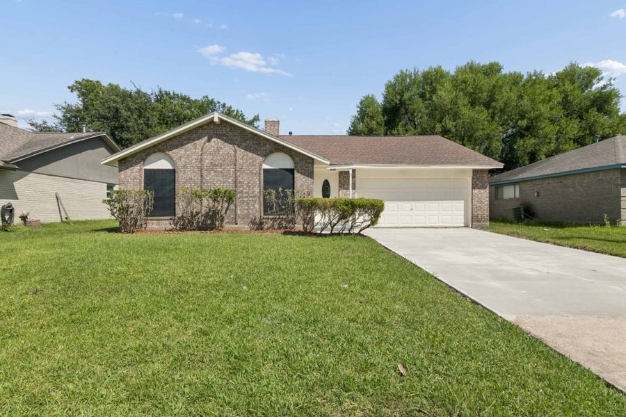 Property photo for 11826 Grapewood Drive, Houston, TX
