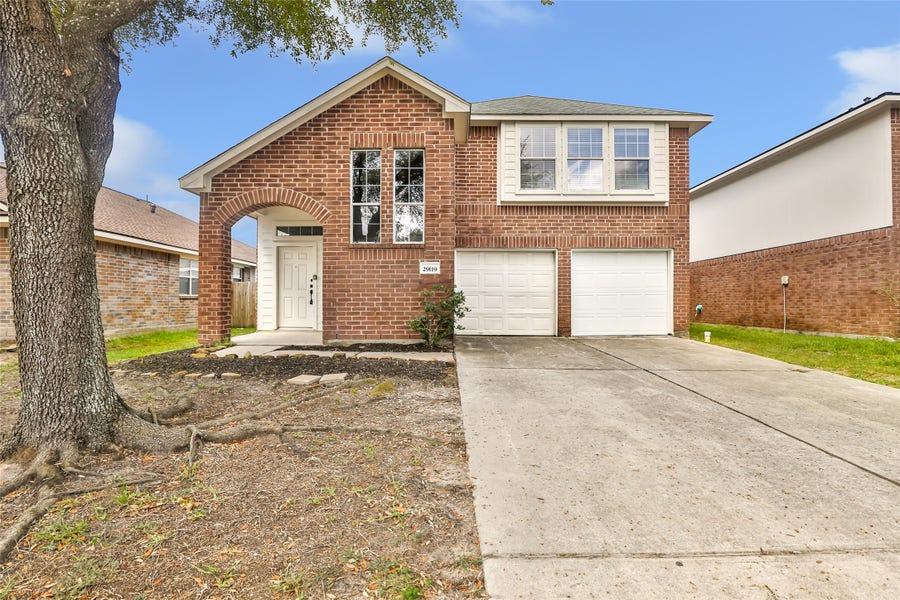 Property photo for 29119 Fox Fountain Lane, Spring, TX