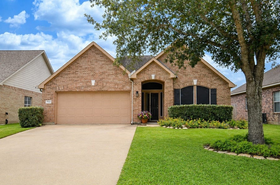 Property photo for 9222 Sorrell Hollow Lane, Rosenberg, TX