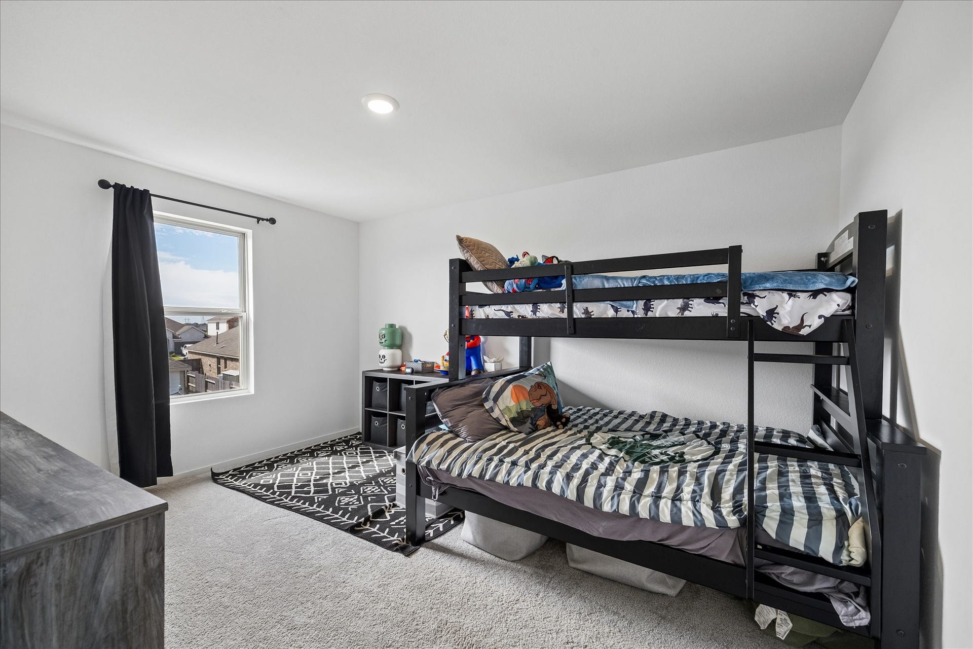 4322 Banfield Hills Lane, Baytown, TX 77521 Fourth bedroom ideal as a guest suite or quiet home office.